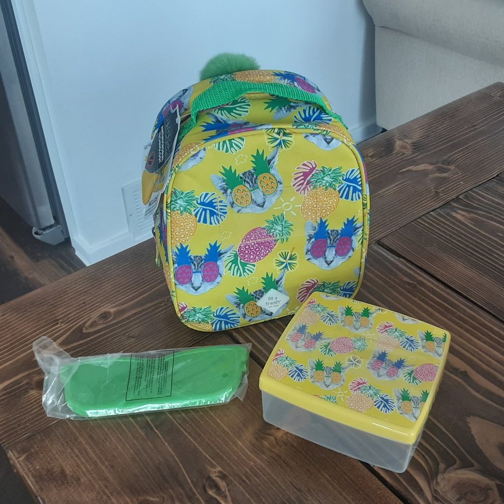 Childrens Fit & Fresh Lunch Box w/ food Container & Ice Pack. Cat & Pineapple Th